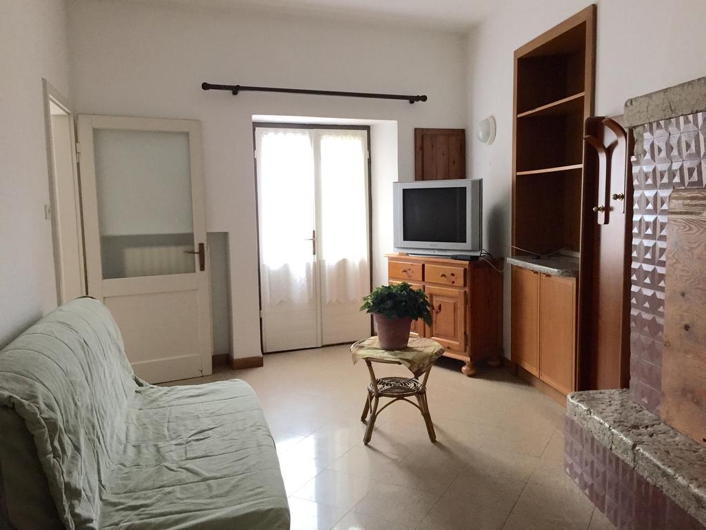 Casa Valentina Apartment Brenzone sul Garda Room photo